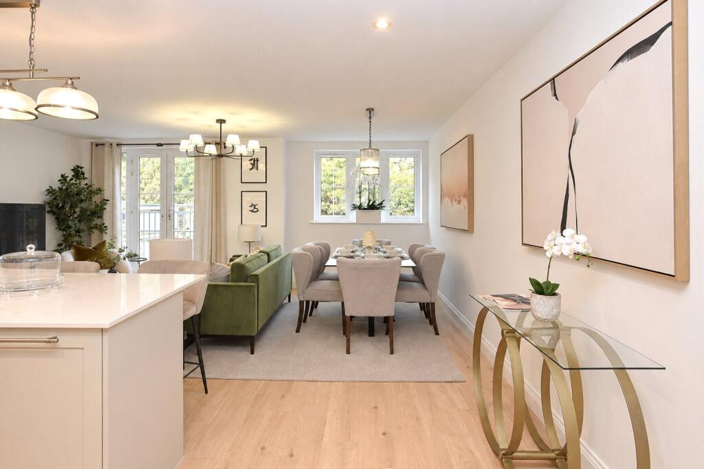 Apartment in Weybridge - View 4