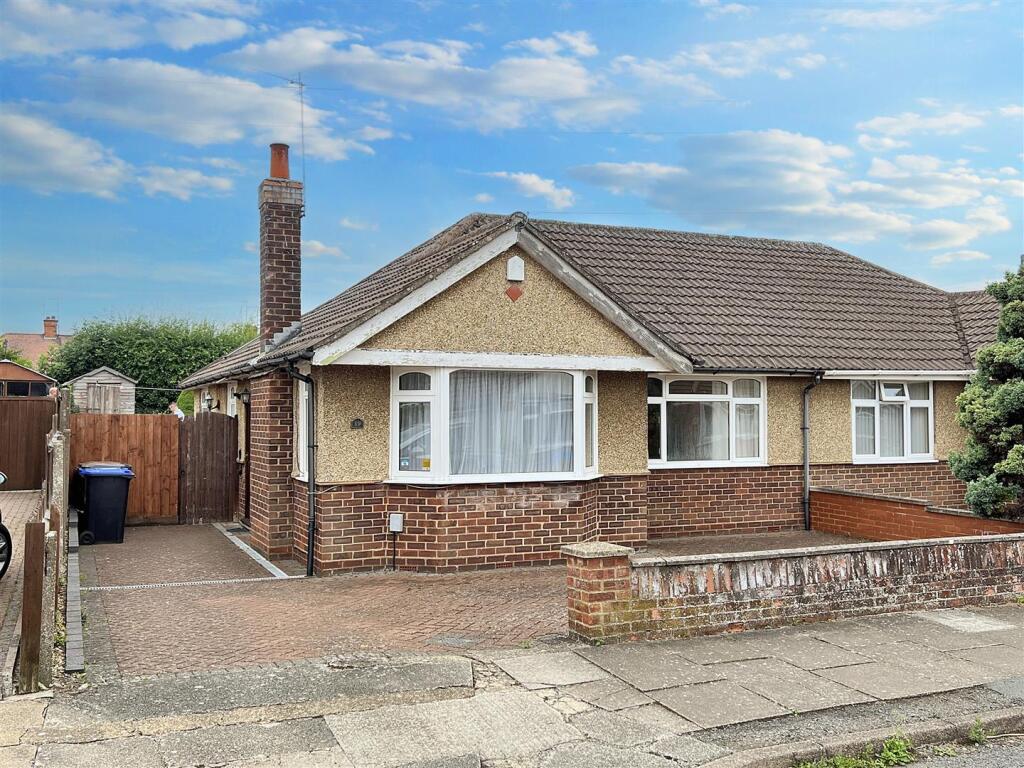 Main image of property: Spinney Hill Crescent, Northampton