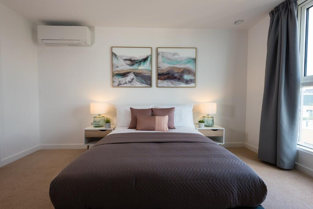 Apartment in Bristol - More
