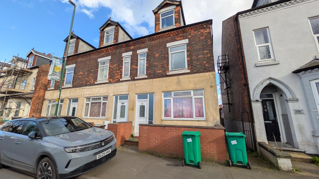 Main image of property: Woodborough Road, NG3 5FH