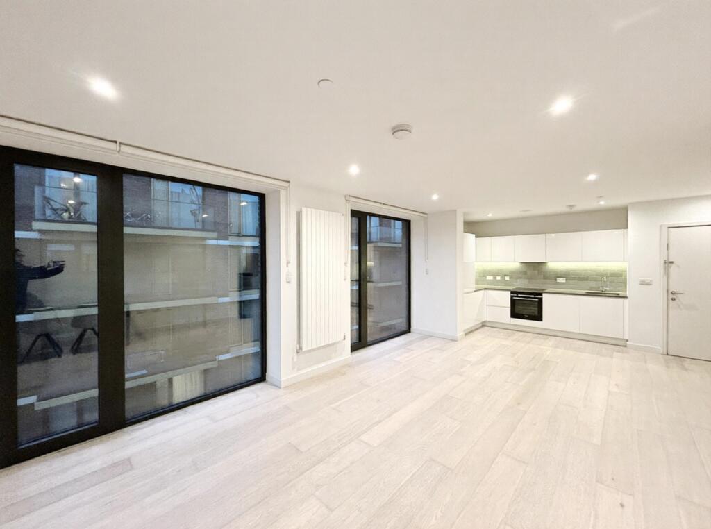 Main image of property: John Cabot House, Royal Wharf, E16