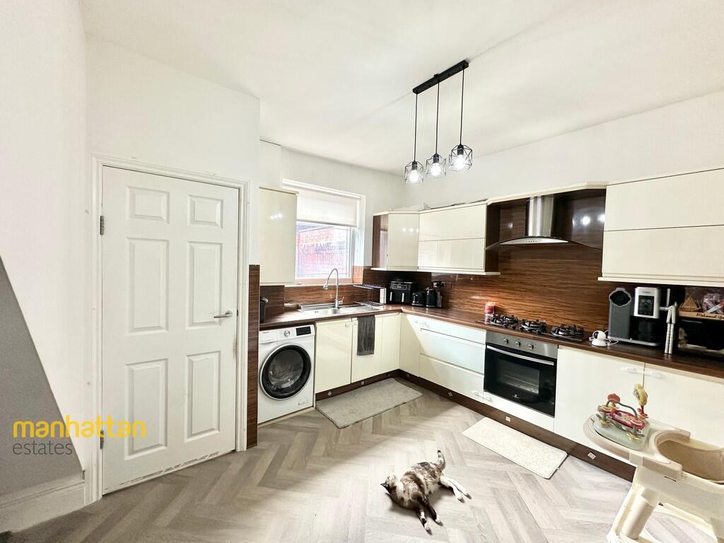 House in Bolton, Greater Manchester - View 4