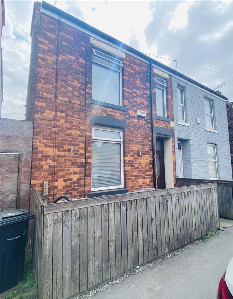 Main image of property: Leads Road, Hull