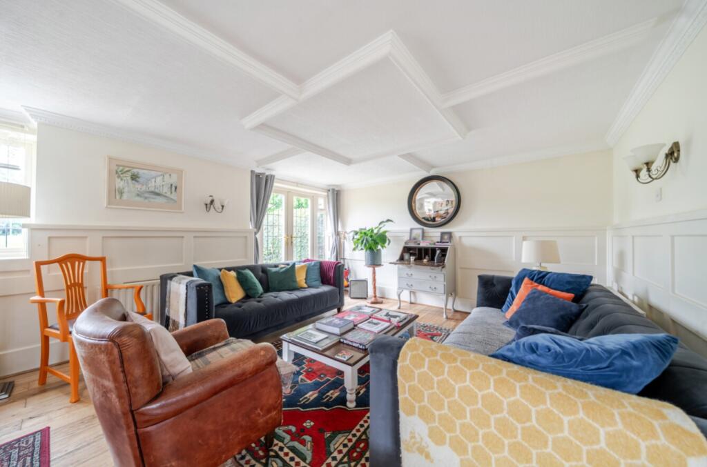 House in North Kesteven, Ashby de la Launde and Bloxholm - More