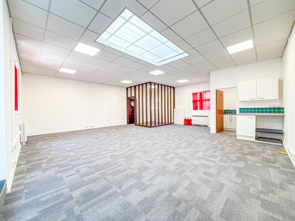 Main image of property: Unit 3 Quayside Commerce Centre