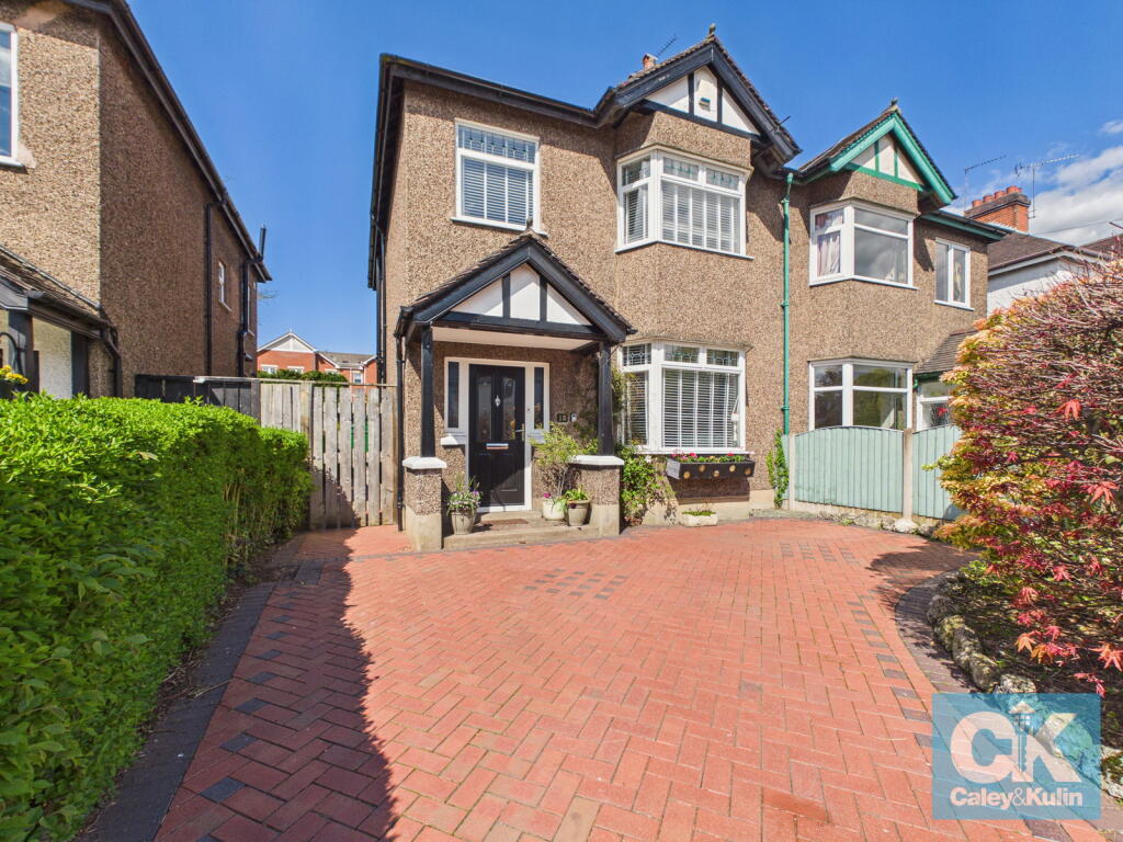 3-bed semi-detached on Queensville Avenue, Stafford, ST17 4LS, £270,000