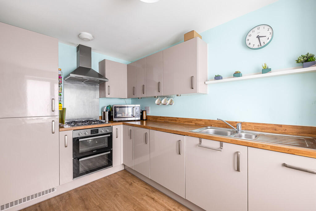 Bugle Place, Newton Abbot photo 3
