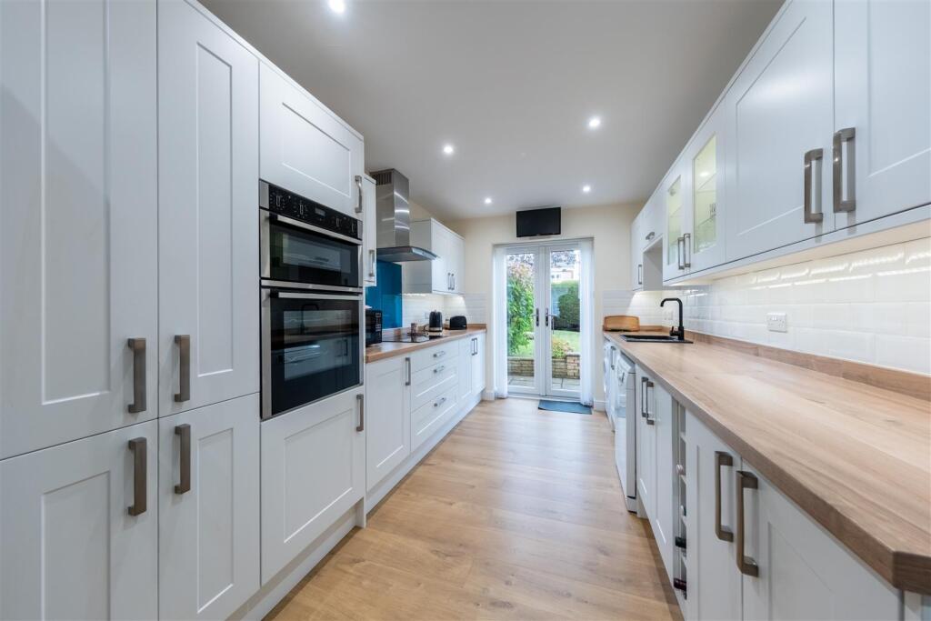 Trafalgar Close, Kingsmead, Northwich photo 3