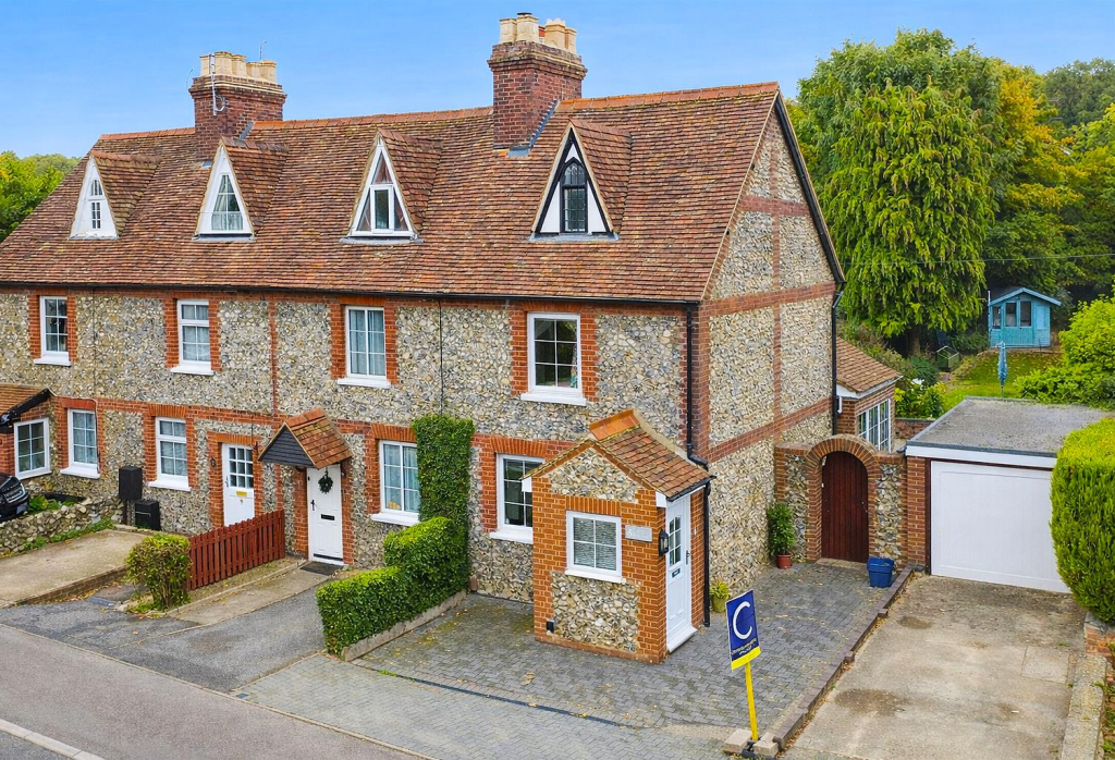 Main image of property: High Street Green, Hemel Hempstead HP2