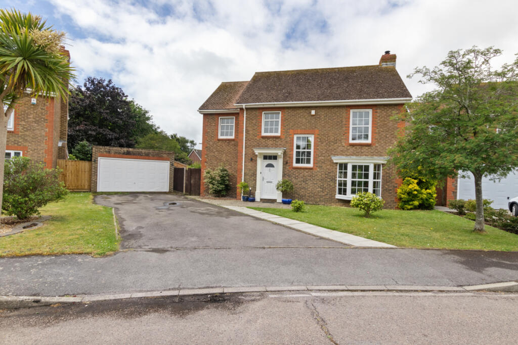 Main image of property: Aldbourne Drive, Aldwick, West Sussex