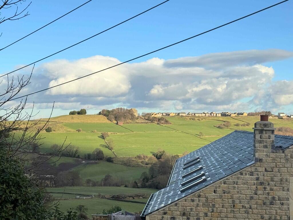 Ingle Nook, Jagger Green, Holywell Green, HX4 9DE photo 4