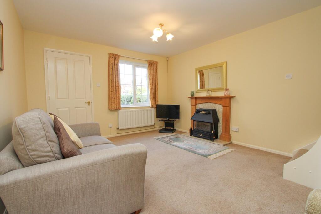 Couzens Close, Chipping Sodbury, BS37 photo 2