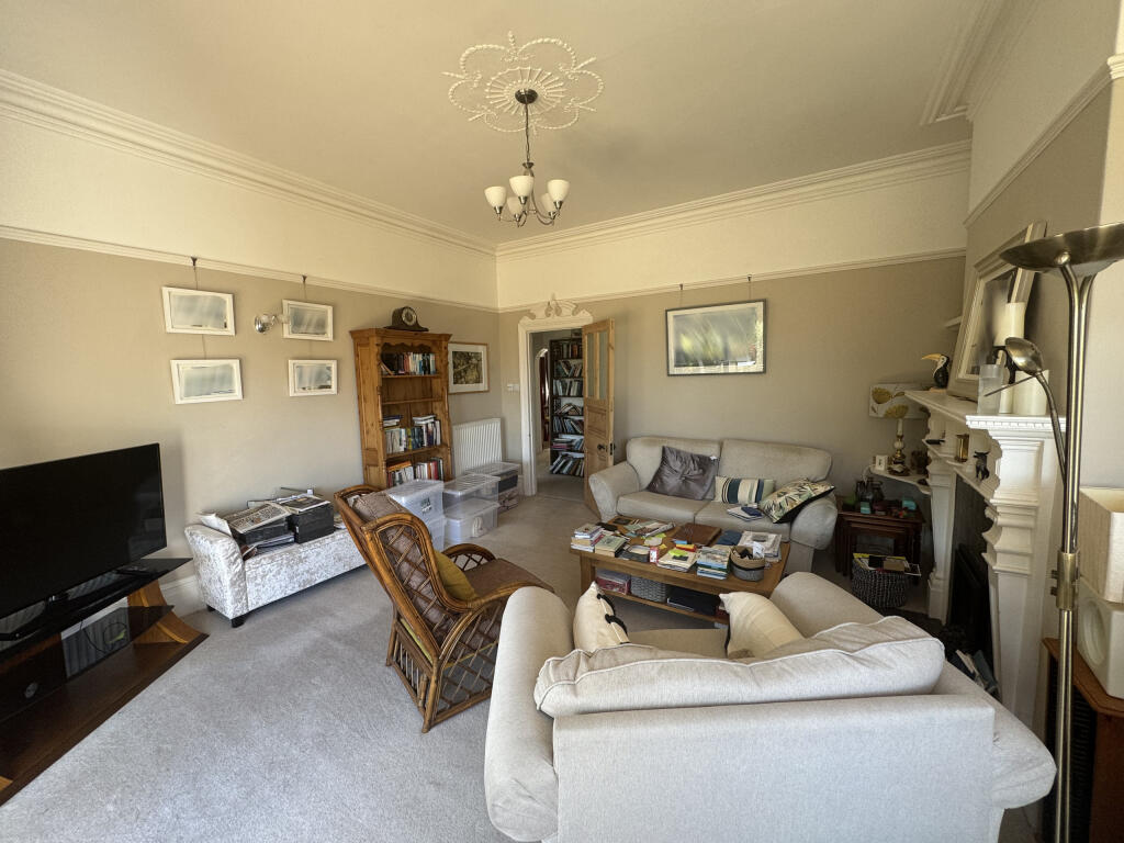 Apartment in Torquay - View 3