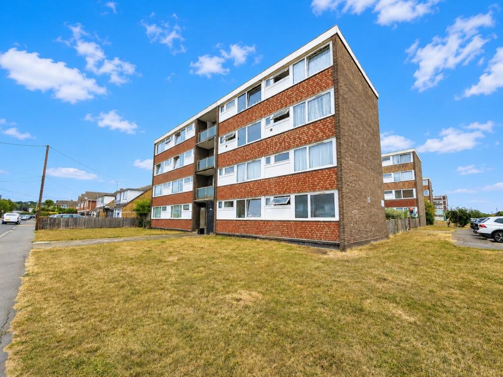 Main image of property: Eversley Court, Roseberry Avenue, Benfleet