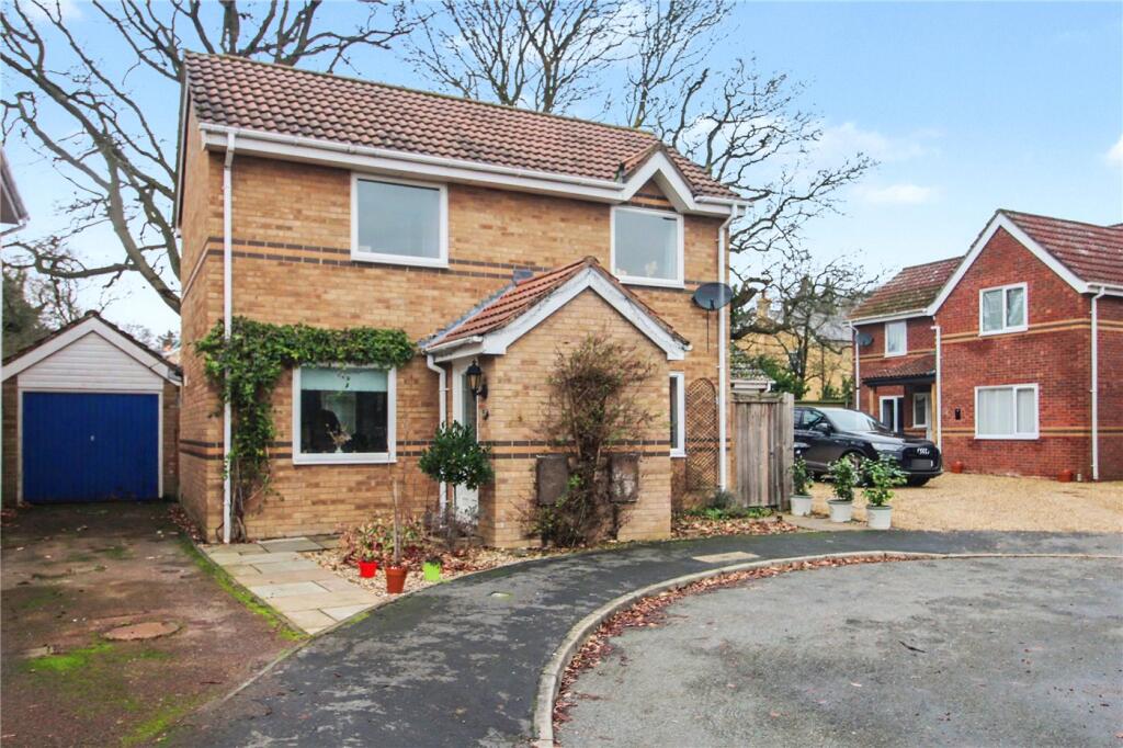 Main image of property: John Drewry Close, Framingham Earl, Norwich, Norfolk, NR14