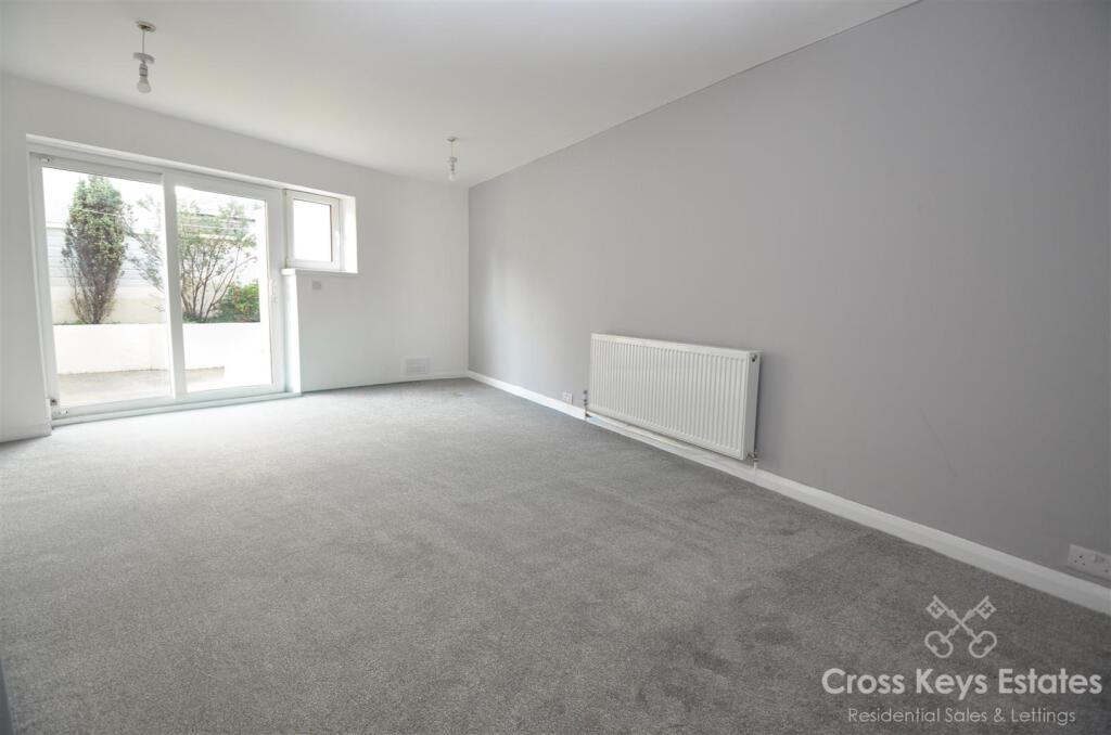 Devonport Road, Stoke photo 3
