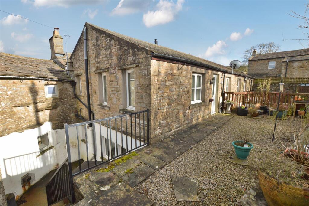 Main image of property: 5 Riverdale, Bainbridge, Wensleydale