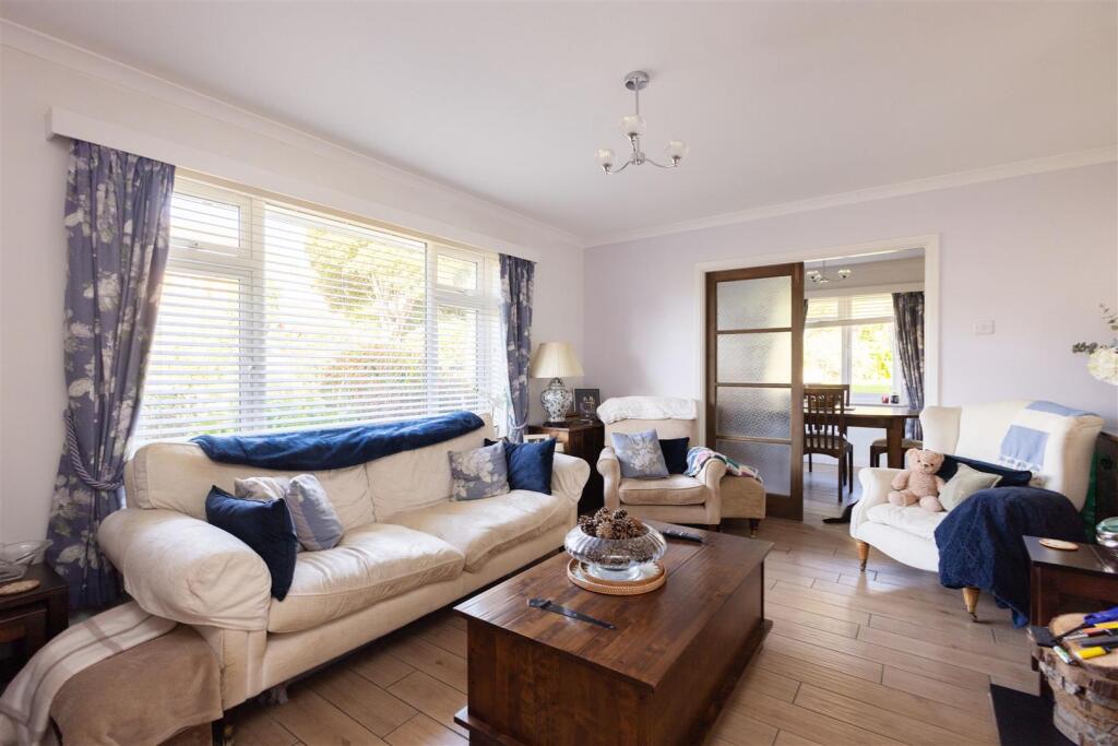 House in Bexhill-on-Sea, White Hill - View 2