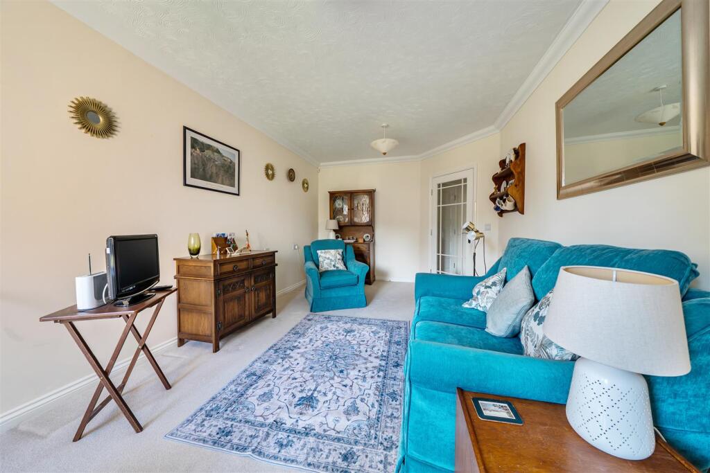 Sheldon Lodge, Berkhamsted, Hertfordshire photo 4