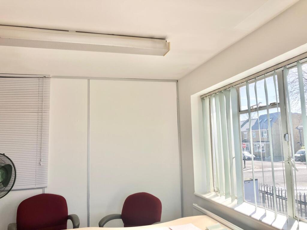 Office Space for Hire N22