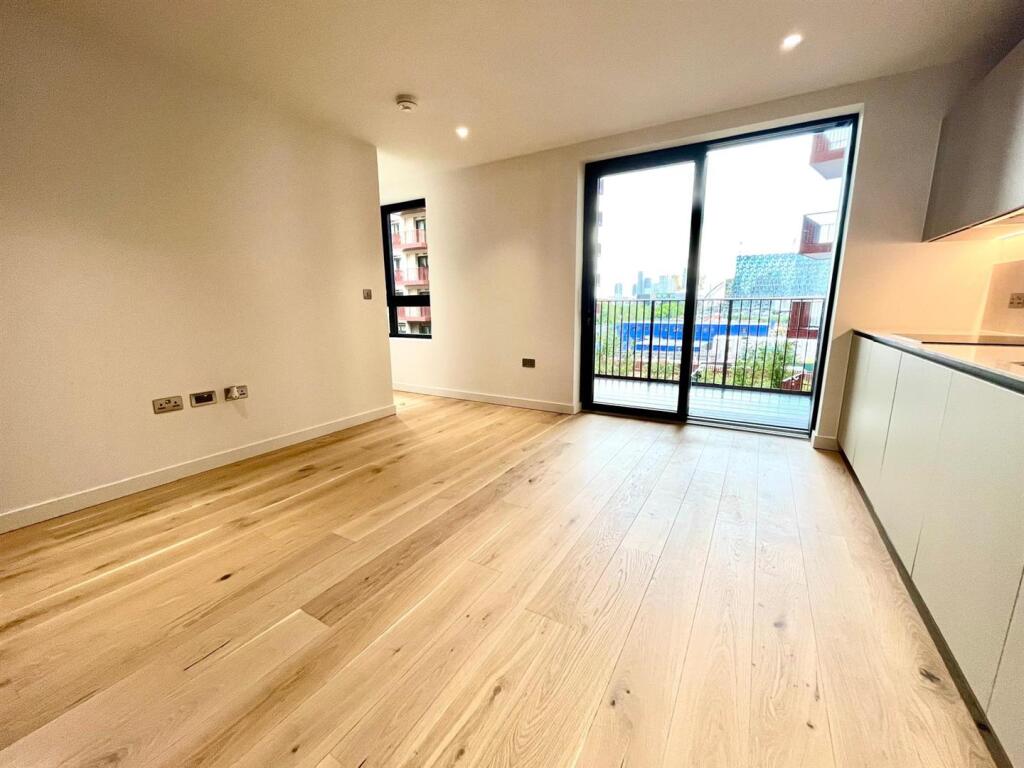 Main image of property: Pilot Walk, London