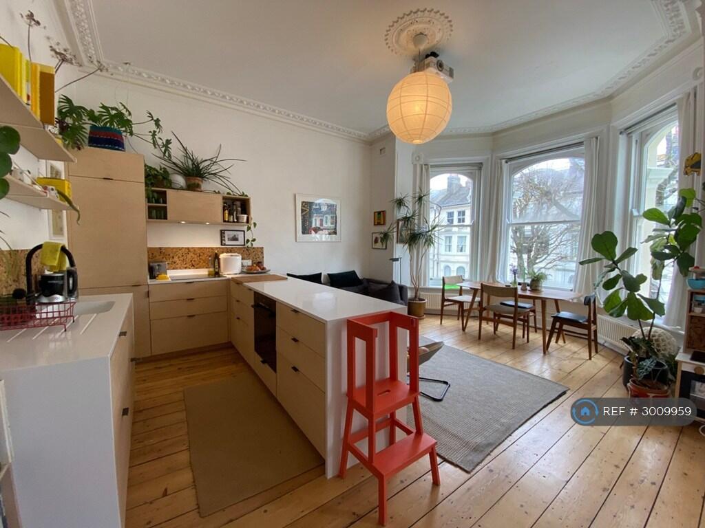 Main image of property: St Aubyns, Hove, BN3