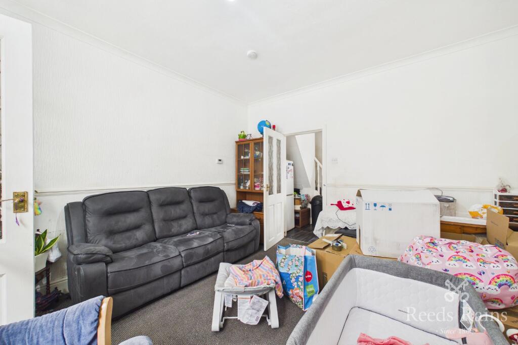 House in Burnley, Harle Syke, Lancashire - View 4