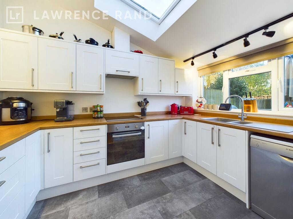 House in London - View 2