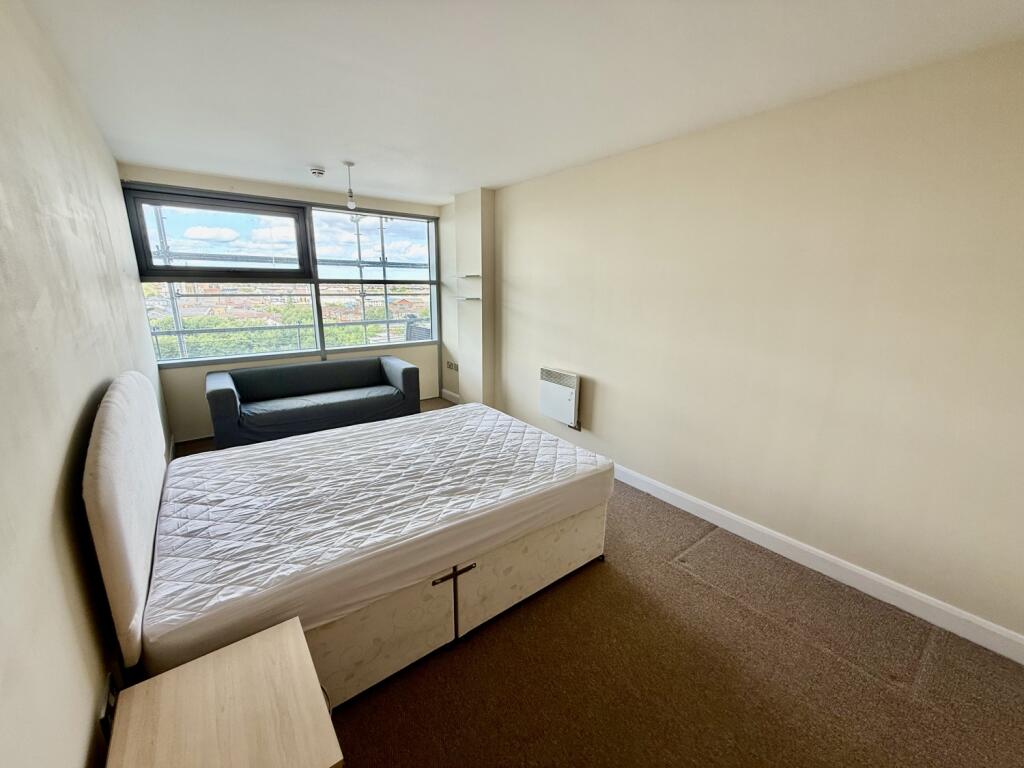 Apartment in Sunderland, North East - View 5