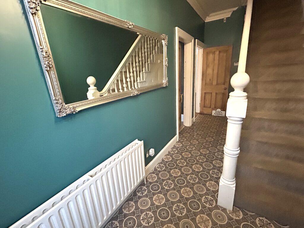 1225 Leeds Road, Bradley, HD2 1UY photo 2