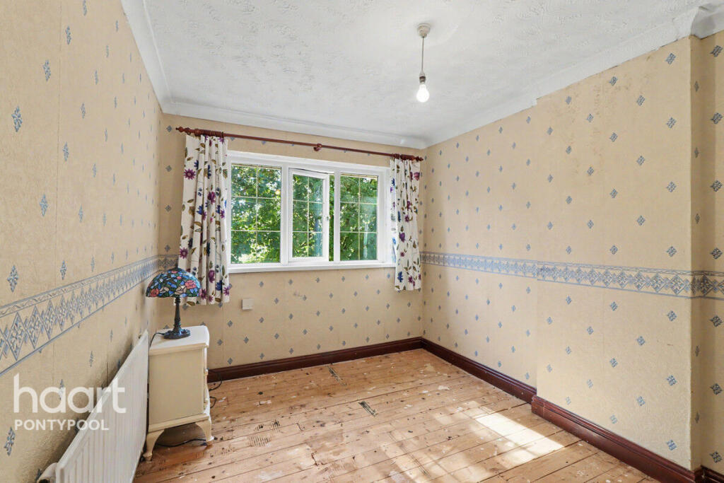 House in Pontypool, Charlesville, Trevethin - View 3