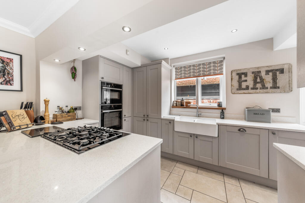 House in Dudley - View 4