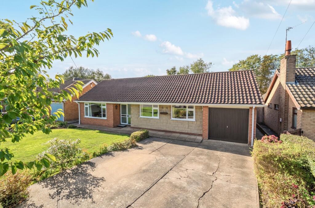 5-bed detached on Sudbrooke Road, Scothern, Lincoln, Lincolnshire, LN2, £475,000