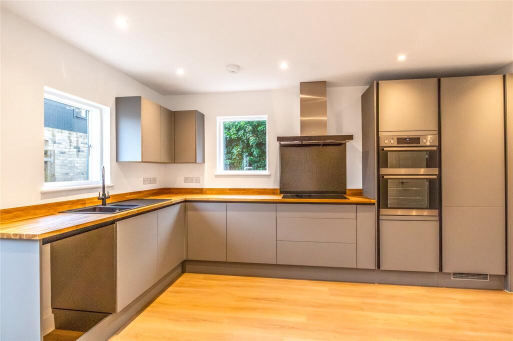 House in Swindon - View 3