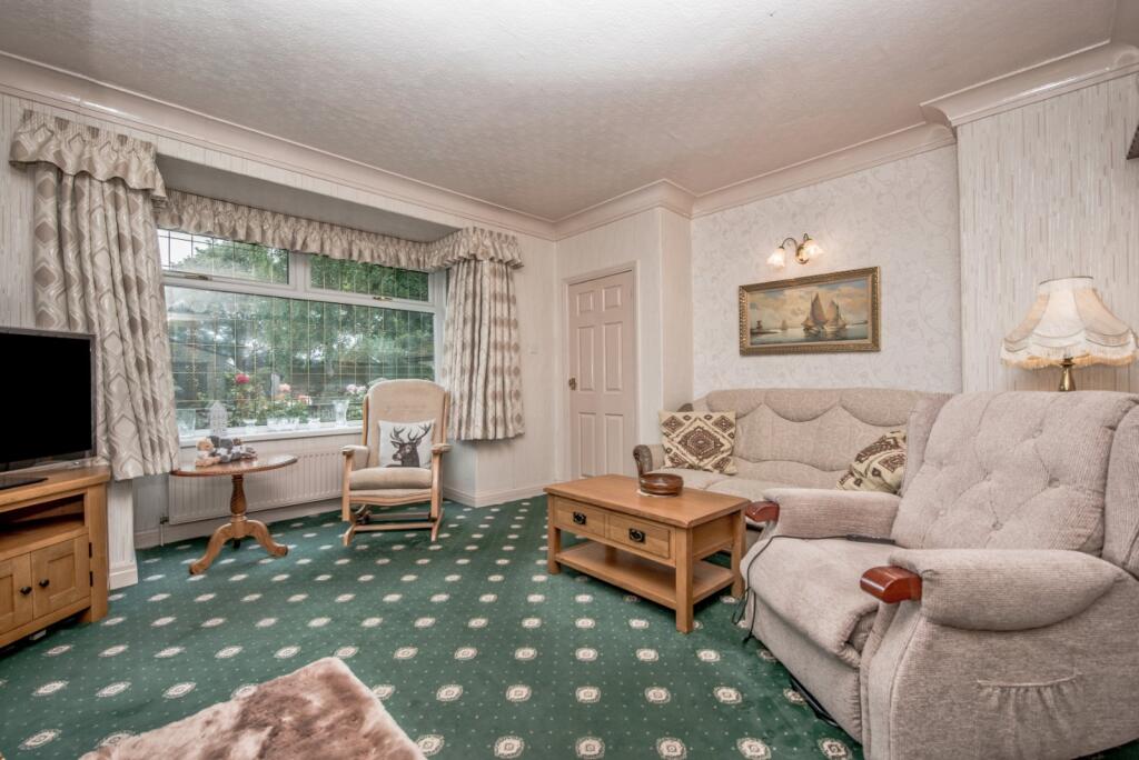 House in Kirklees, East Bierley - View 2