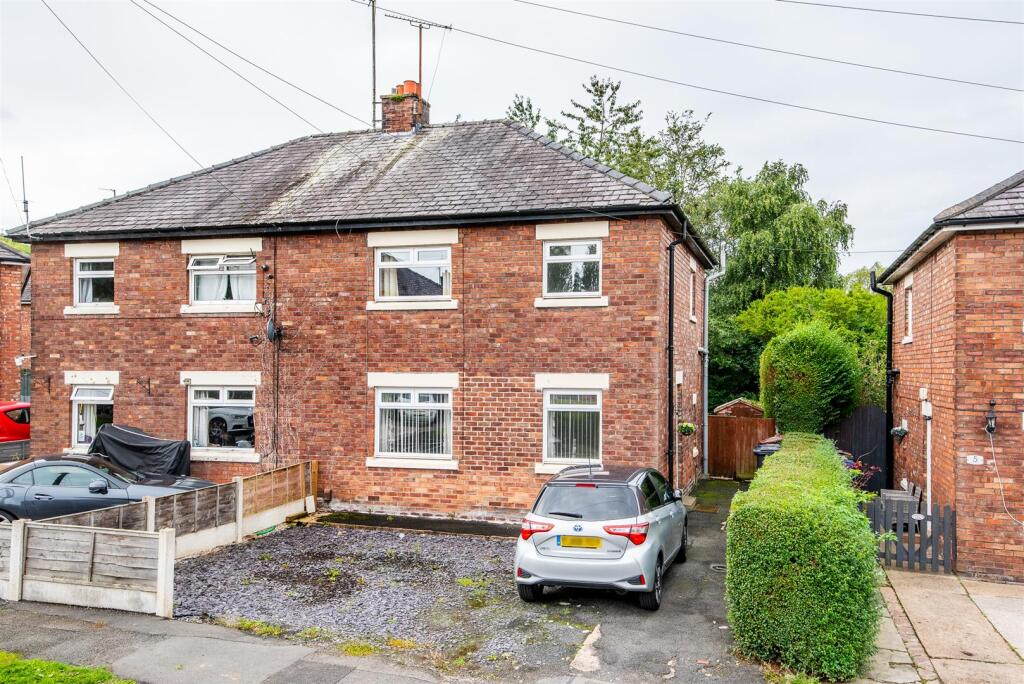 Main image of property: Oakwood Avenue, Walton-Le-Dale, Preston