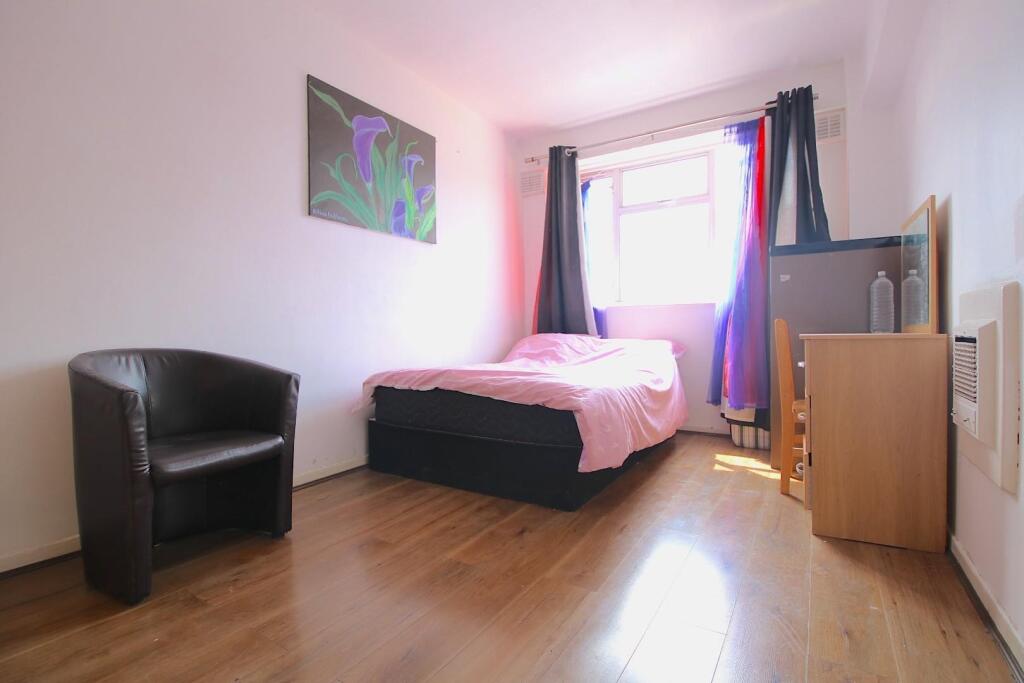 4 bedroom flat for rent