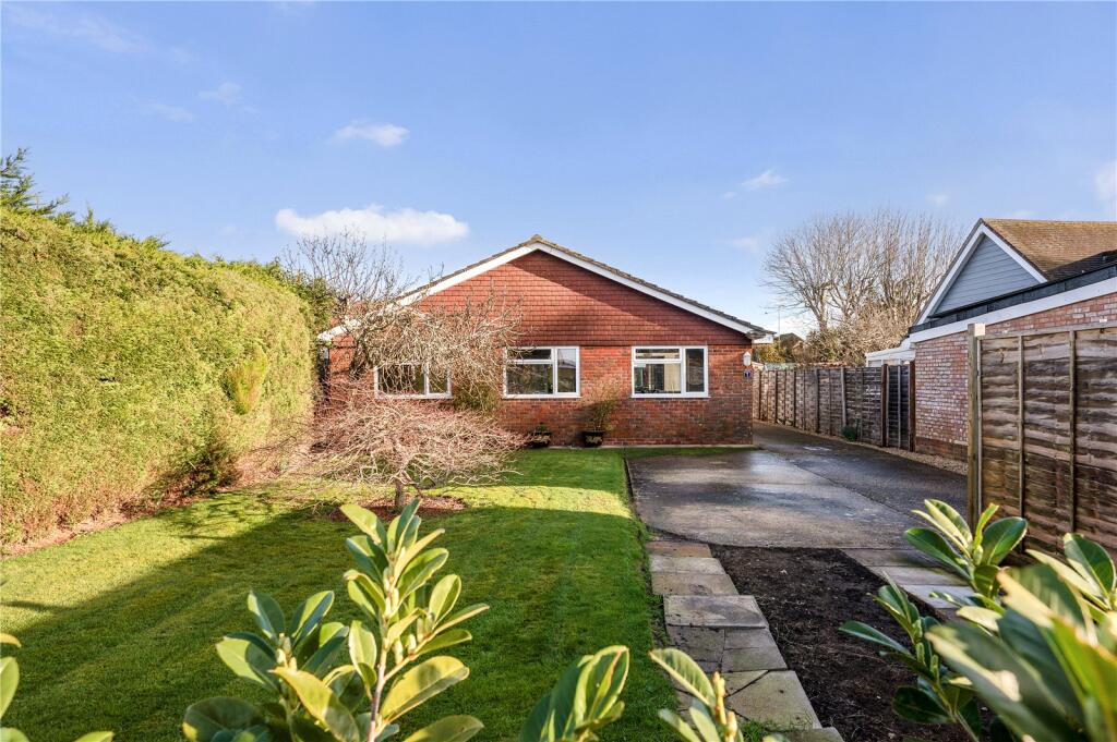 Main image of property: Longmeadow Gardens, Birdham, Chichester, West Sussex, PO20
