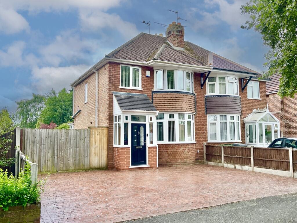 3-bed semi-detached on Romsey Road, Wolverhampton, £250,000