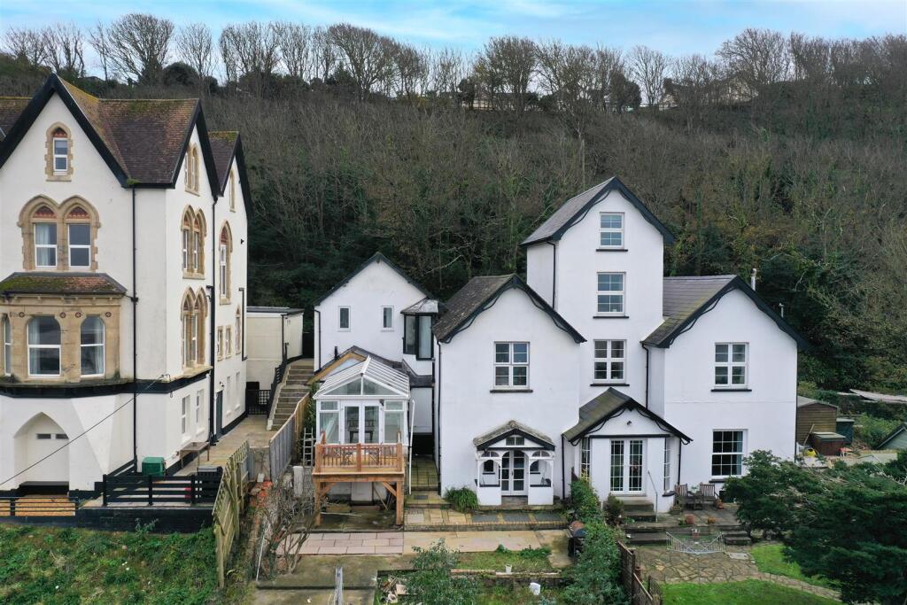 6-bed semi-detached on Fosketh Hill, Westward Ho!, £485,000