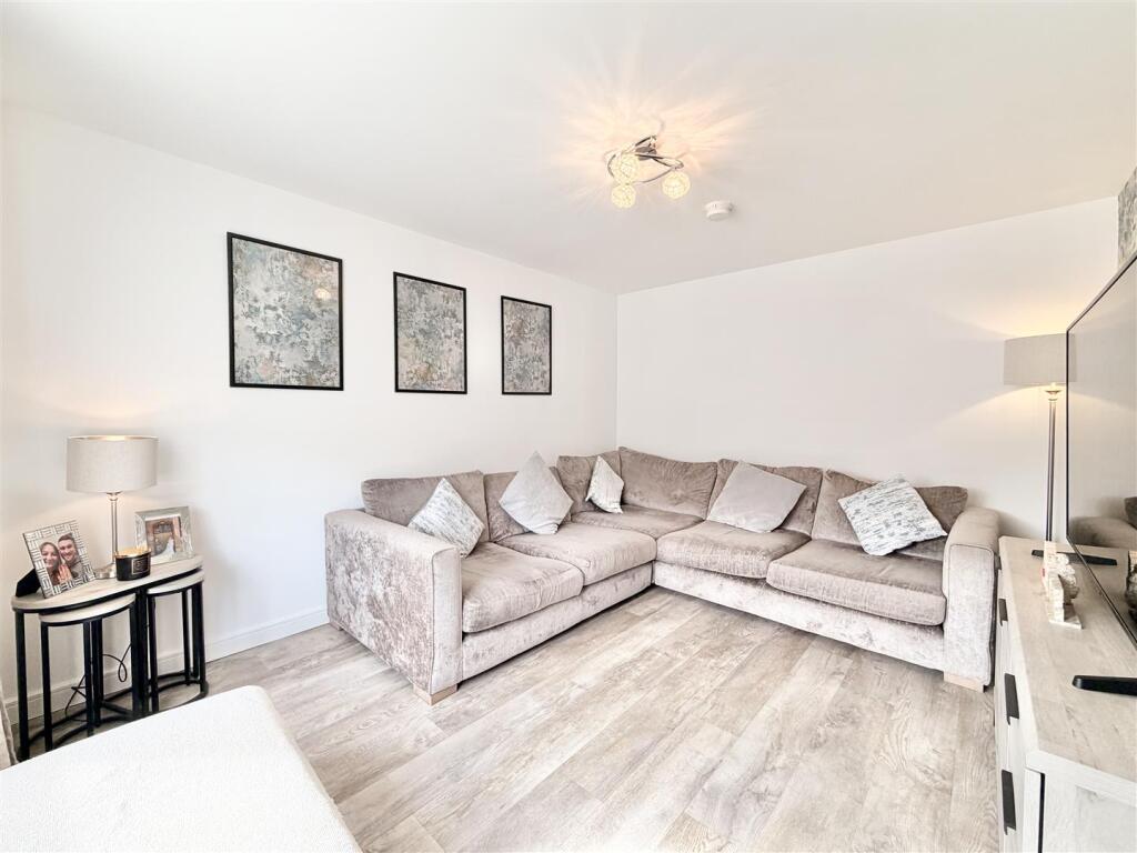 House in Motherwell - View 4