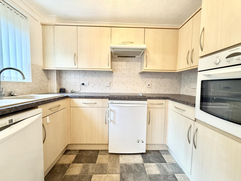 Apartment in Bournemouth - View 5