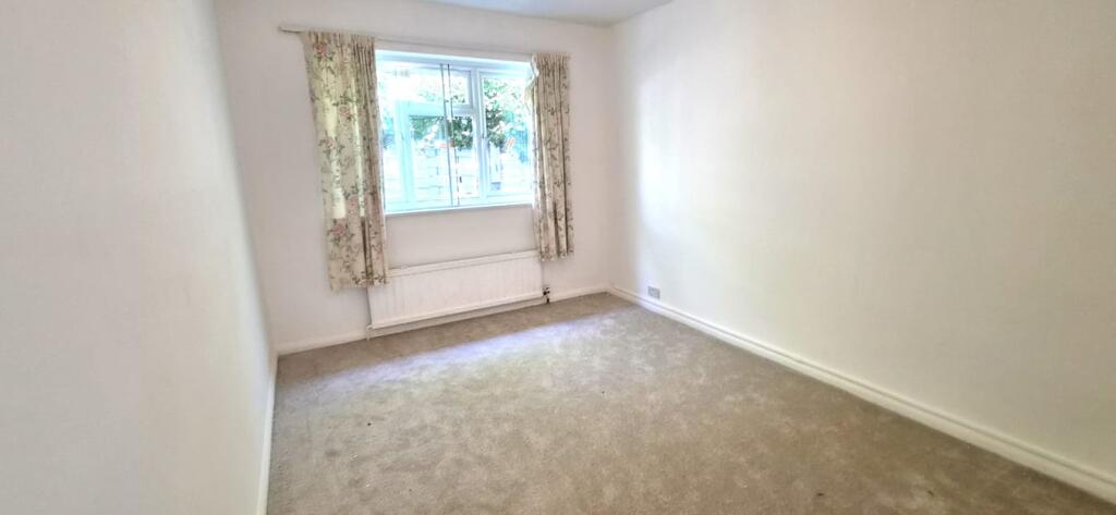 House in London - View 5