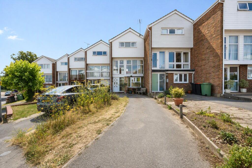 Main image of property: Bideford Green, Leighton Buzzard, Bedfordshire, LU7