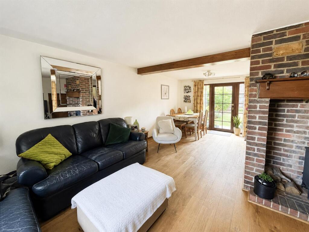 House in Wealden, Sandy Cross, Heathfield and Waldron - View 4