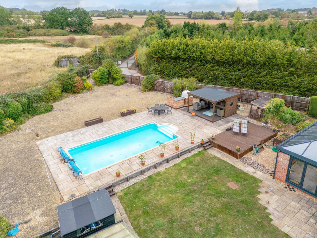 Additional image 20 of Droitwich Road Hanbury Bromsgrove, Worcestershire, B60 4DD