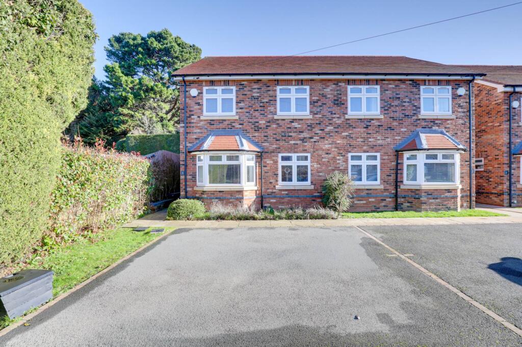 Main image of property: Hillview Close, Sonning Common, South Oxfordshire