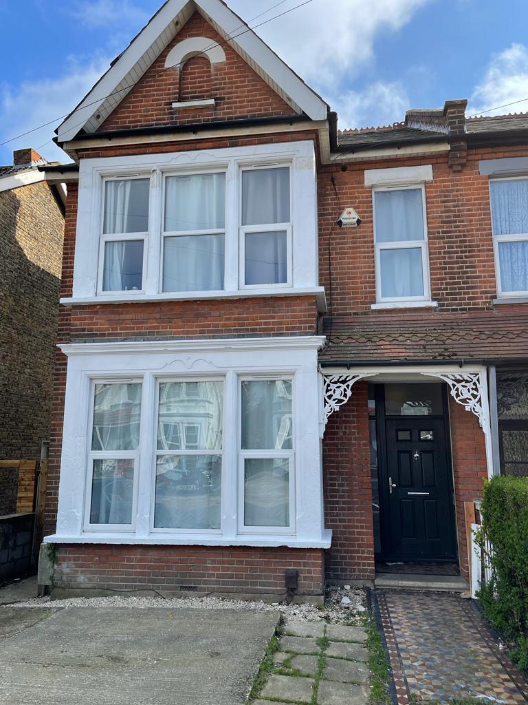 House in Southend-on-Sea - View 5