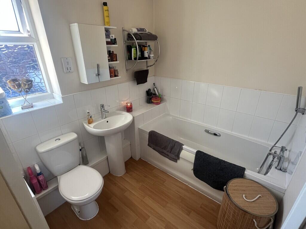 Apartment in Nottingham - View 5