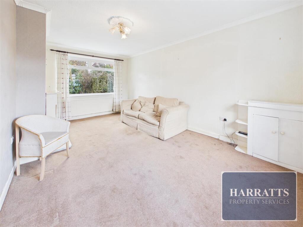 Sandringham Road, Bredbury, Stockport photo 2